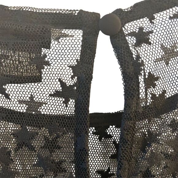 Torrid Plus Size 4 Black Star Mesh Overlay Blouse Short Sleeve Casual - Picture 9 of 12